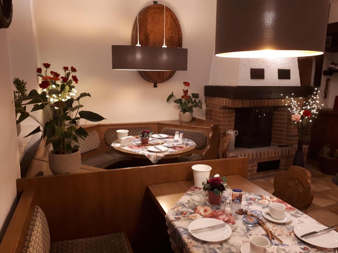 Pension Elisabeth Cochem Exterior foto